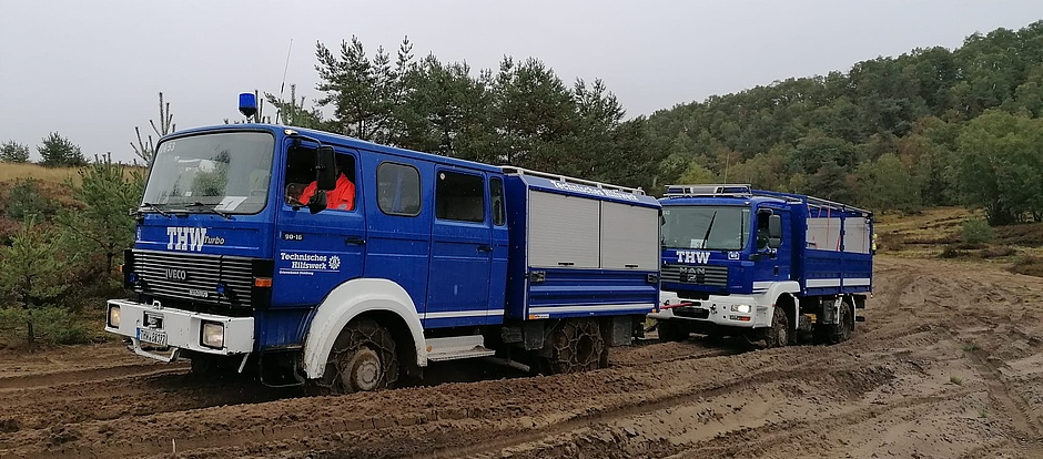 Das Fahren in unwegsamen Geländen übten mehr als 40 Einsatzkräfte im September und Oktober.